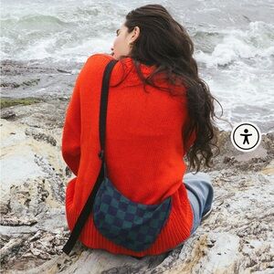 Small Crescent Bag - NWOT